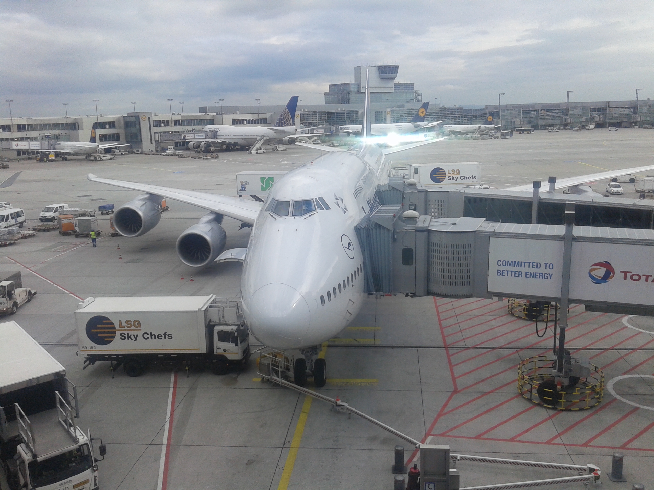 El avión que nos llevo a Corea